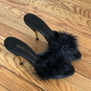 Black heels with fuzz/feathers